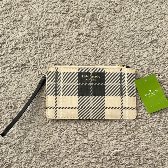 kate spade Handbags - Kate Spade Slim Bee Fairmont Square Pumicemult Black Cream Plaid Wristlet